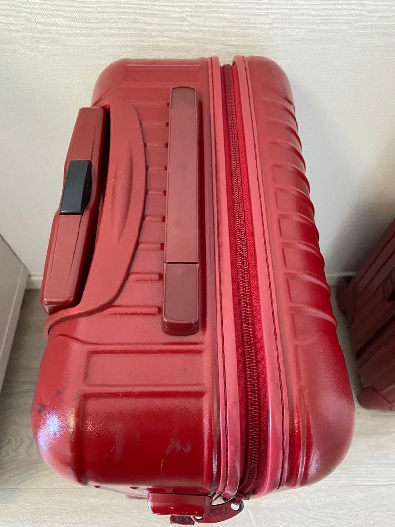 RIMOWAサルサ オリエンタルレッド35L 機内持ち込み2輪