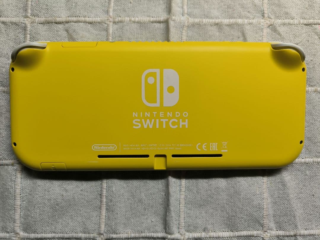 ⭕️美品⭕️ Nintendo Switch Lite イエロー本体 おまけ付