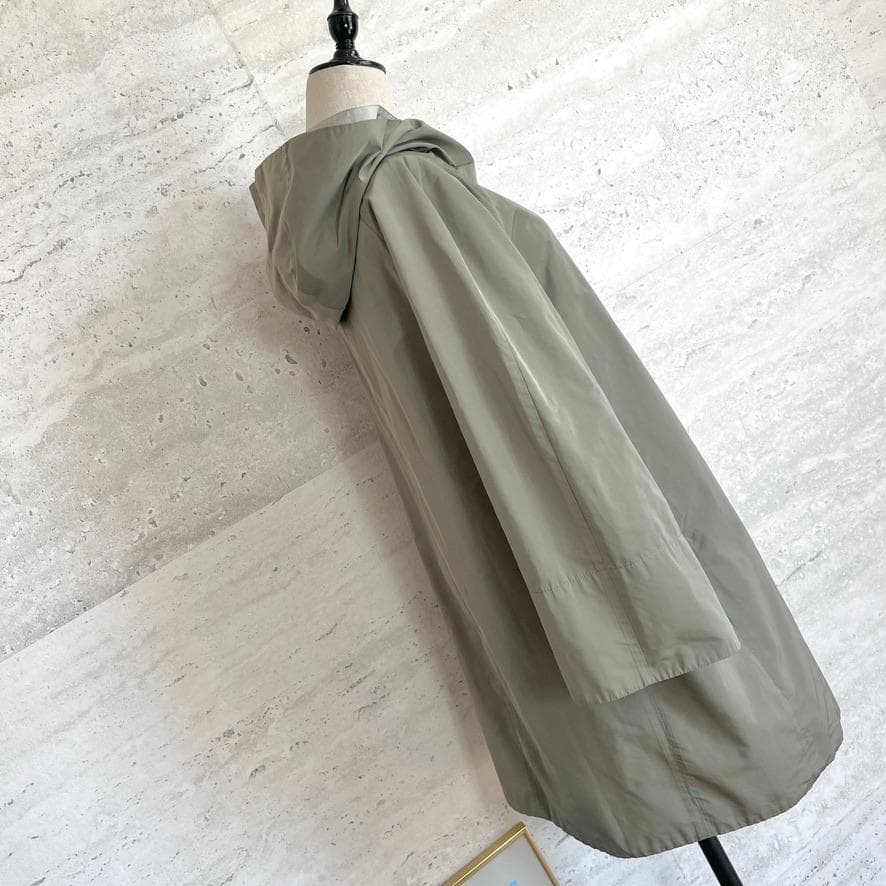 美品★BRUNELLO CUCINELLI★シルク★モニーレ★軽量コート