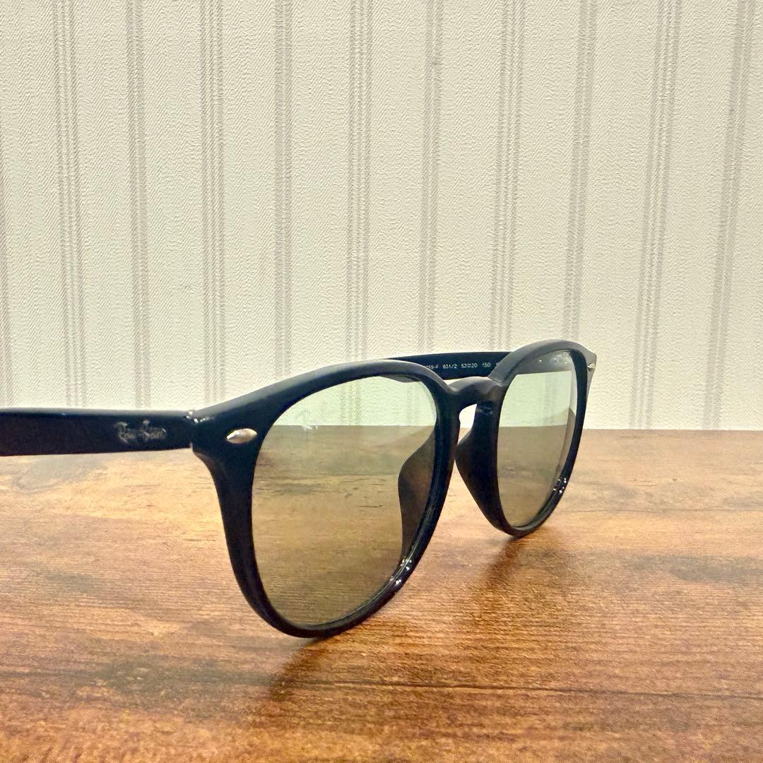 Ray-Ban RB4259F 601/2 グリーンレンズ 正規サングラス