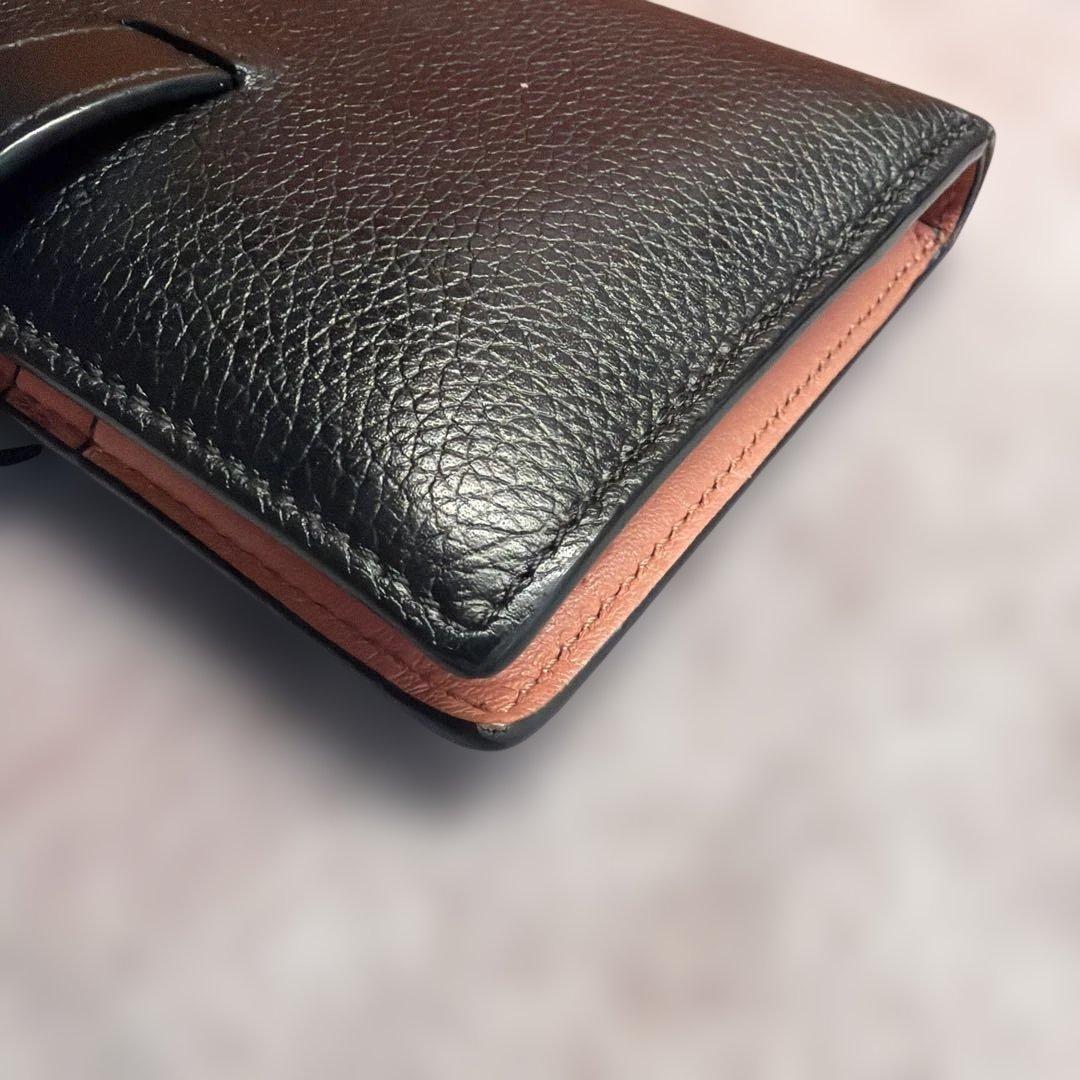 LOEWE レザー二つ折り財布