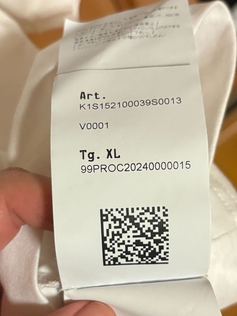 ストーンアイランド 白Tシャツ