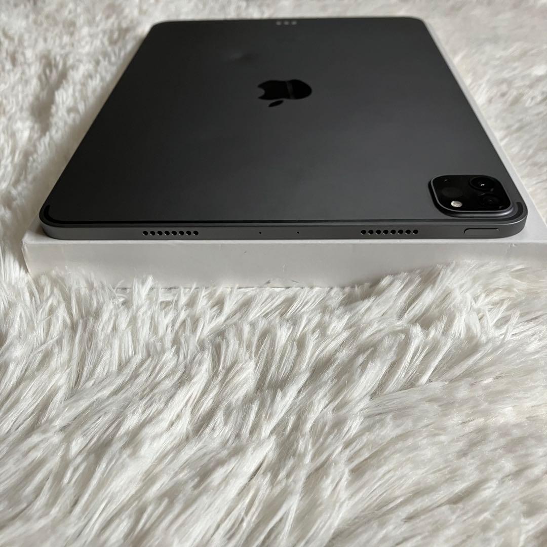 【早い者勝ち】iPad Pro 11 第３世代 256GB 【すぐ発送】