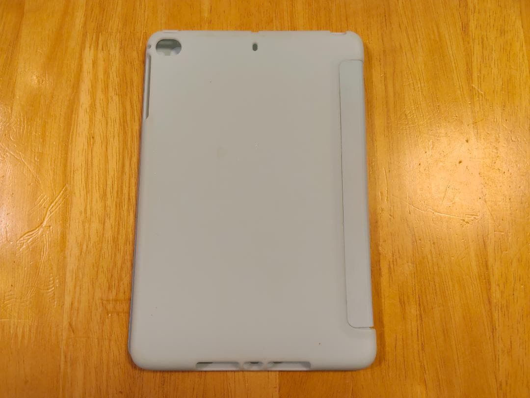 iPad mini4 64GB ゴールド（lightningケーブル・ケース付）