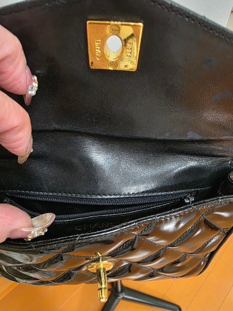 CHANELl ヴィンテージブラック ボディバッグ値下げ交渉可能です