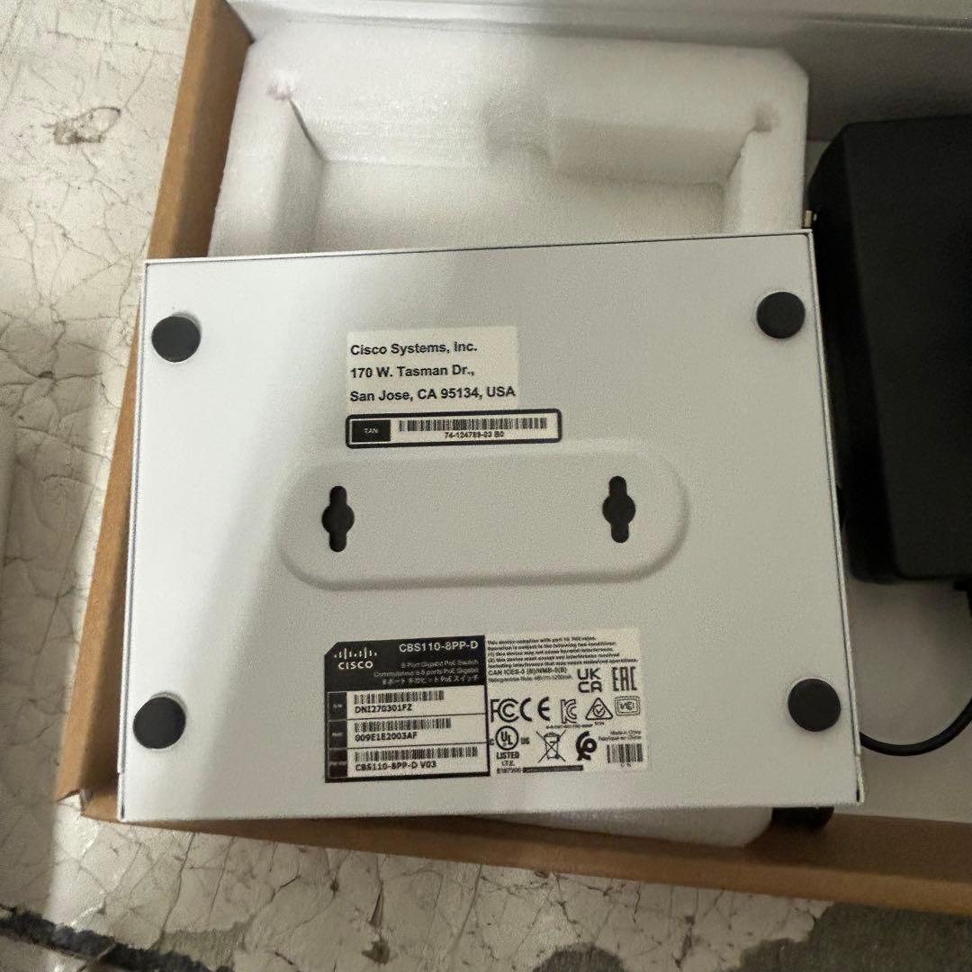 美品 Cisco 8ポートPoE スイッチ CBS110-8PP-D