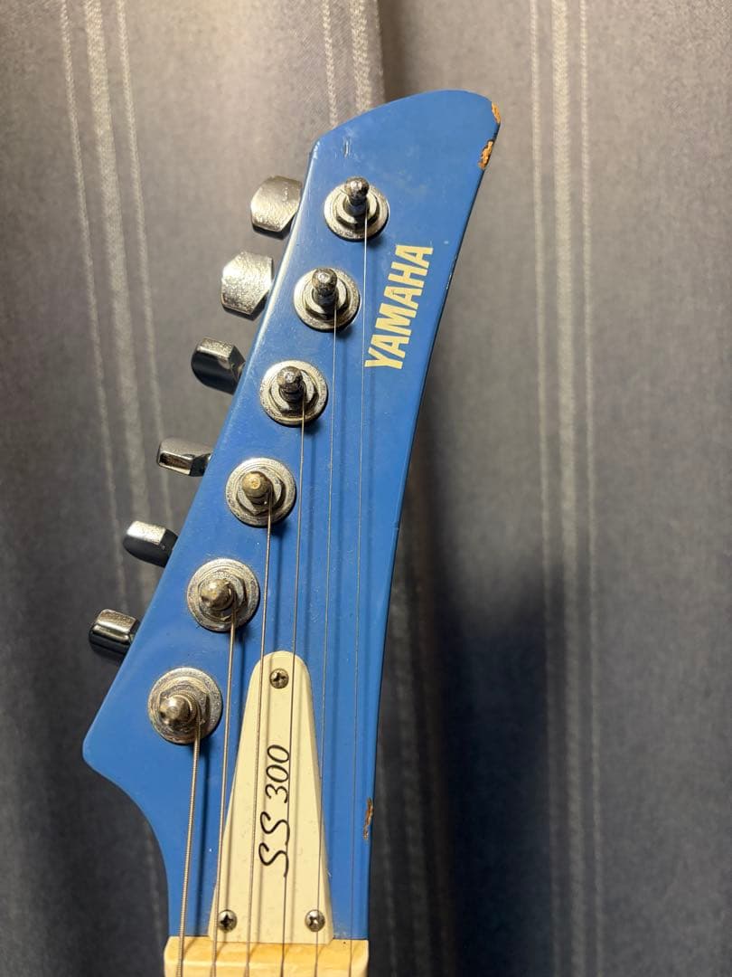 ギター YAMAHA SS300