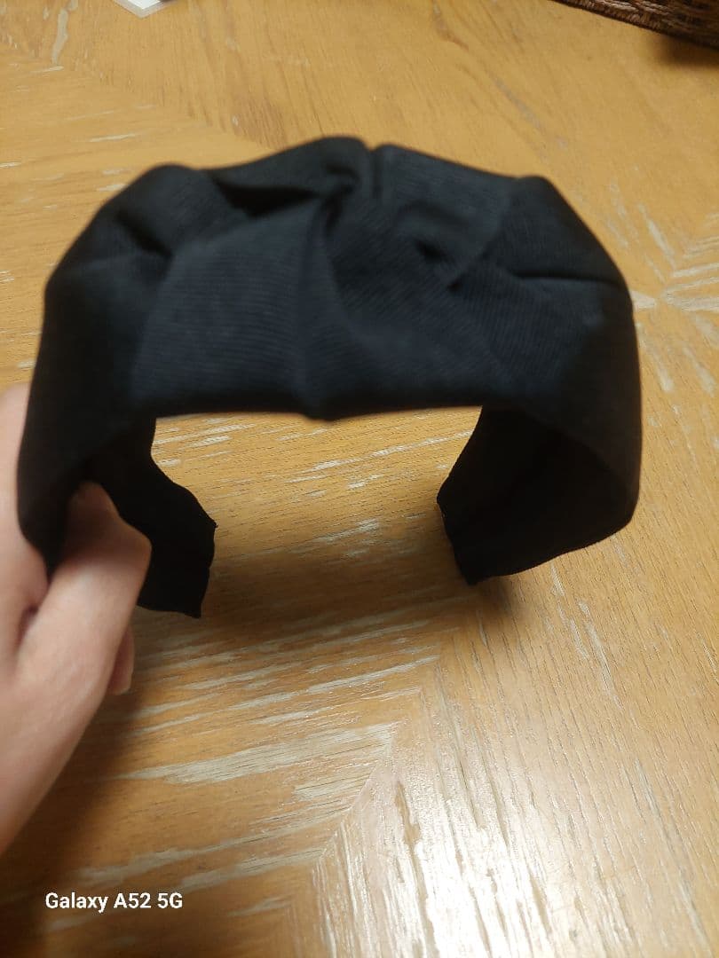 Jennifer Ouelletteリボンデザイン カチューシャ 黒