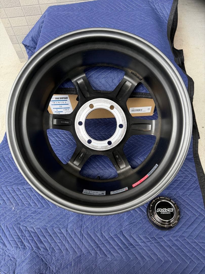 RAYS TE37 SB 18インチ 8 1/2J プラド