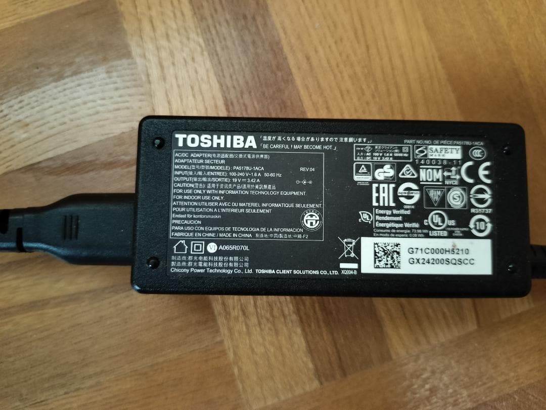 LIFEBOOK U938/S メモリ8GB / SSD 256GB