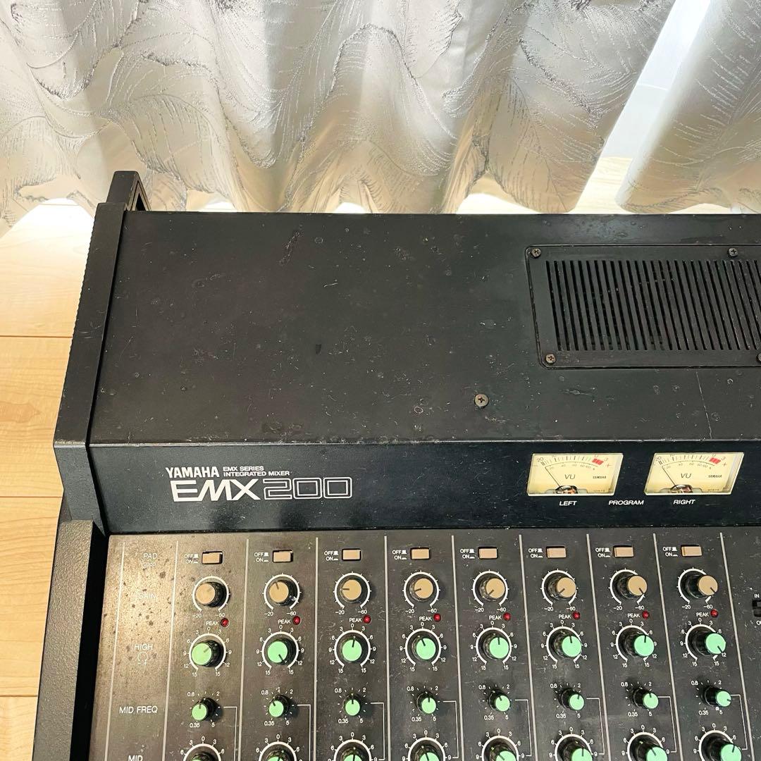 【現状品】YAMAHA EMX200 powered mixer