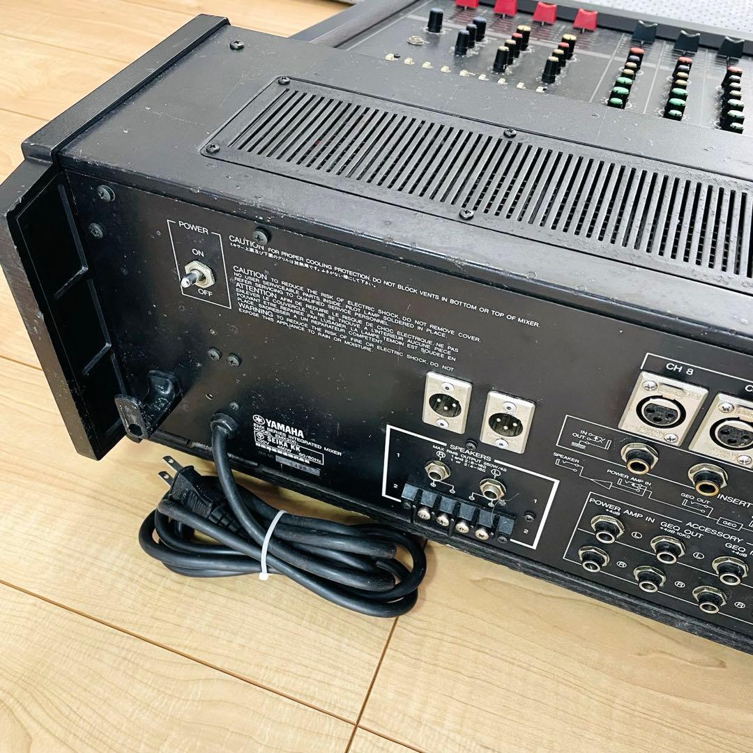 【現状品】YAMAHA EMX200 powered mixer