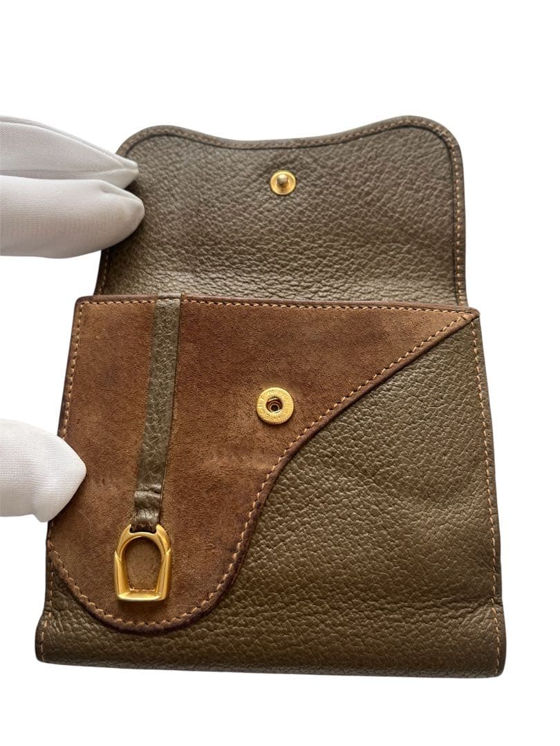 GUCCI ホースビット２つ折り財布