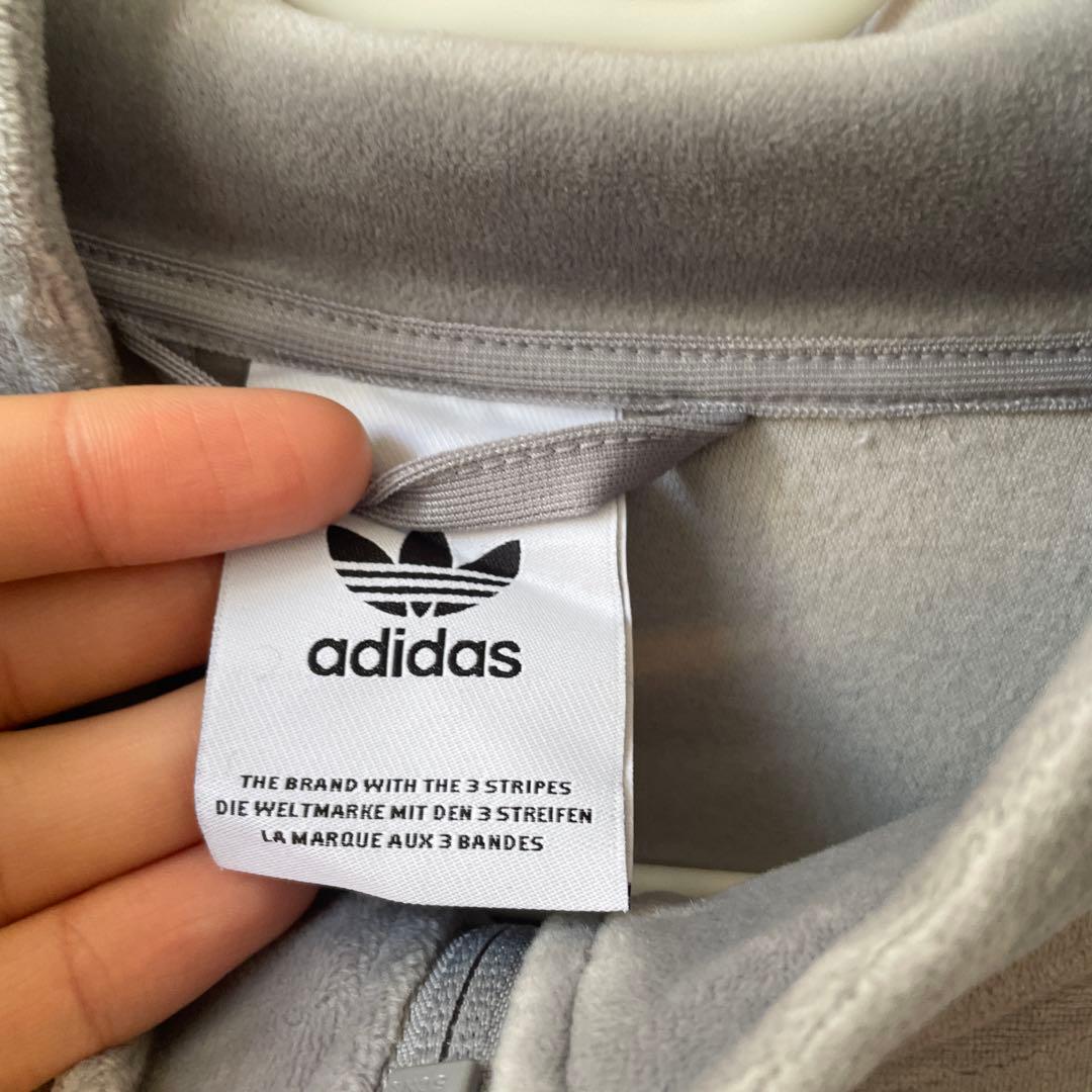 adidas ベロアジャケット
