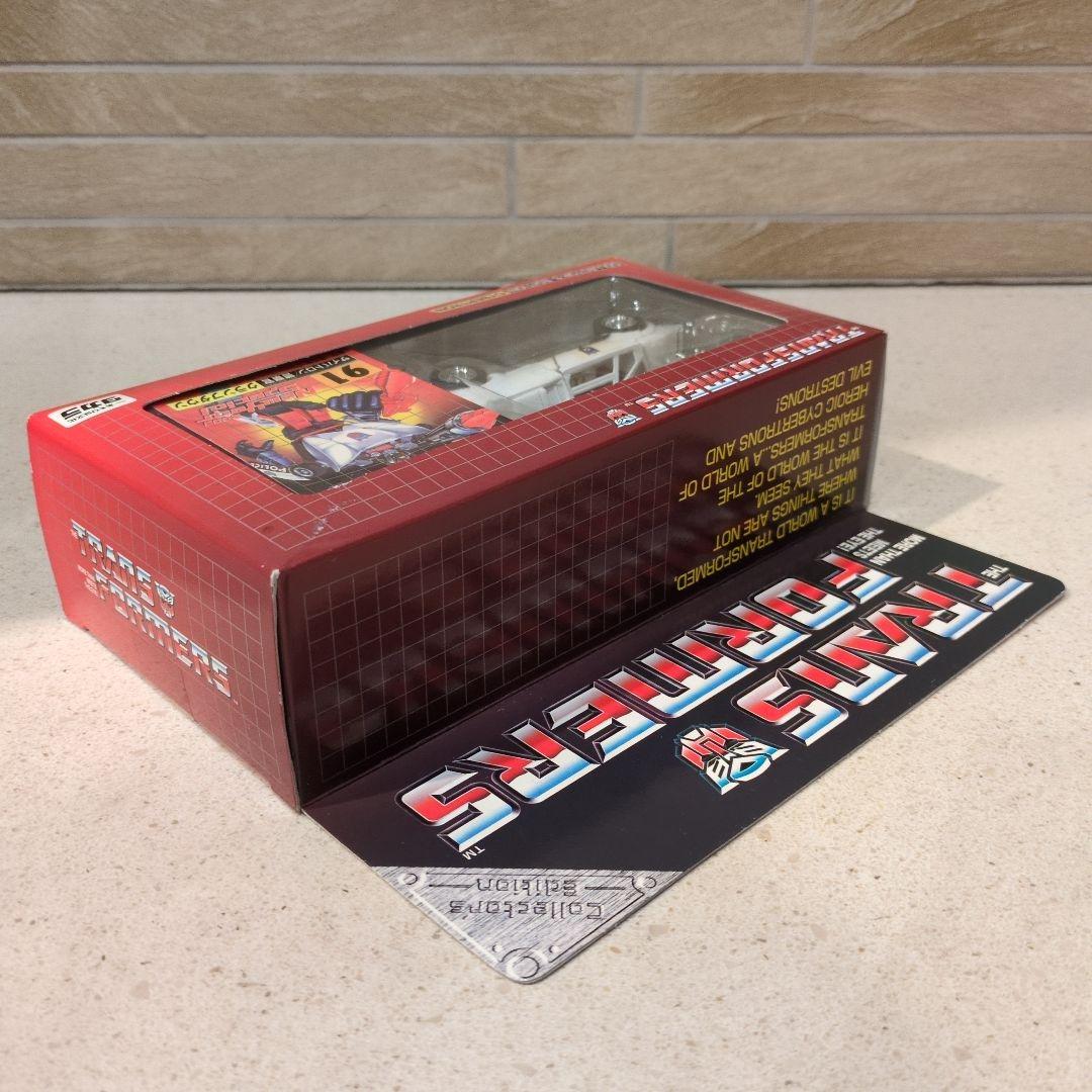 トランスフォーマー　復刻版　サイバトロン　クランプダウン e hobby 限定