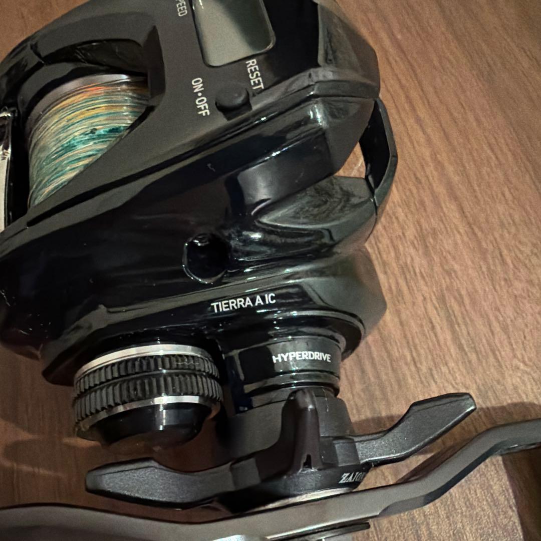ダイワ タトゥーラ TW 150H 7.1 ベイトリール