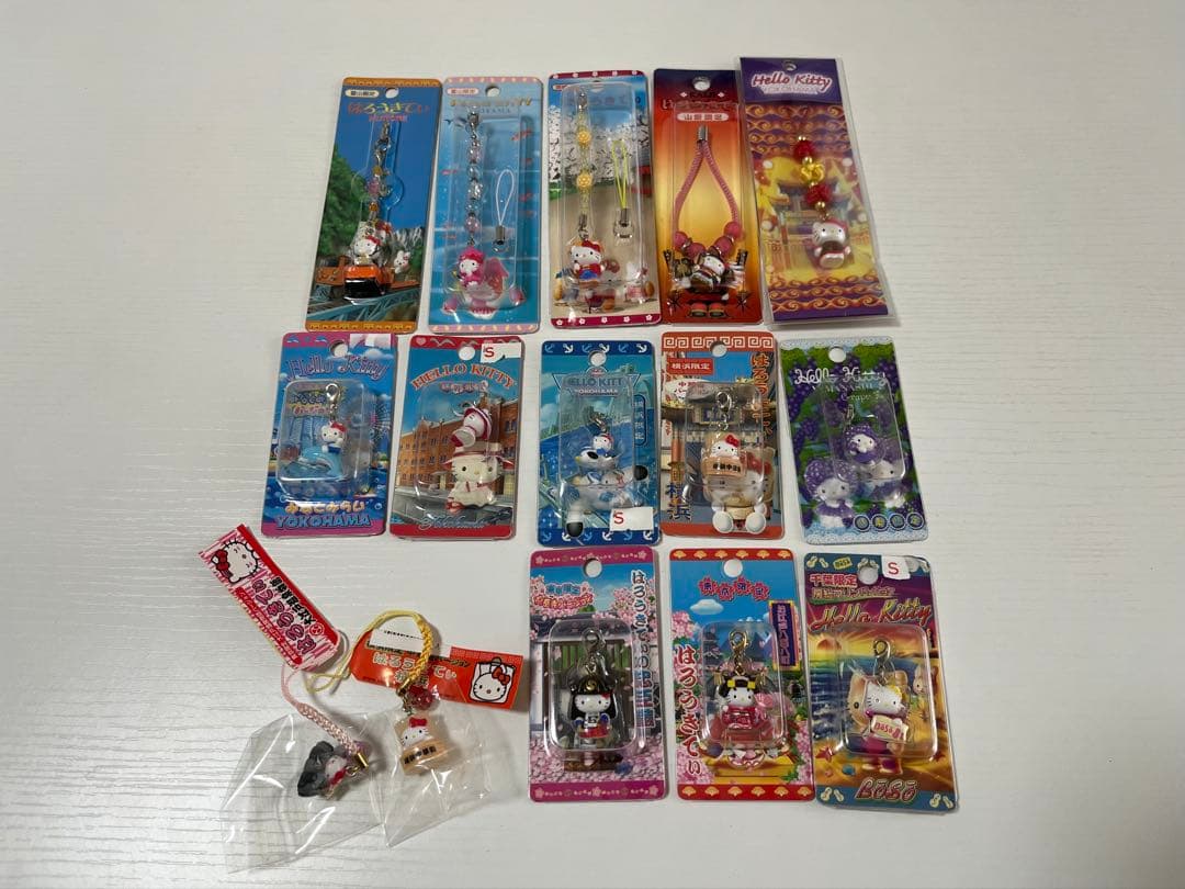 【バラ売可】ご当地キティ ストラップセット 複数デザイン　約176個