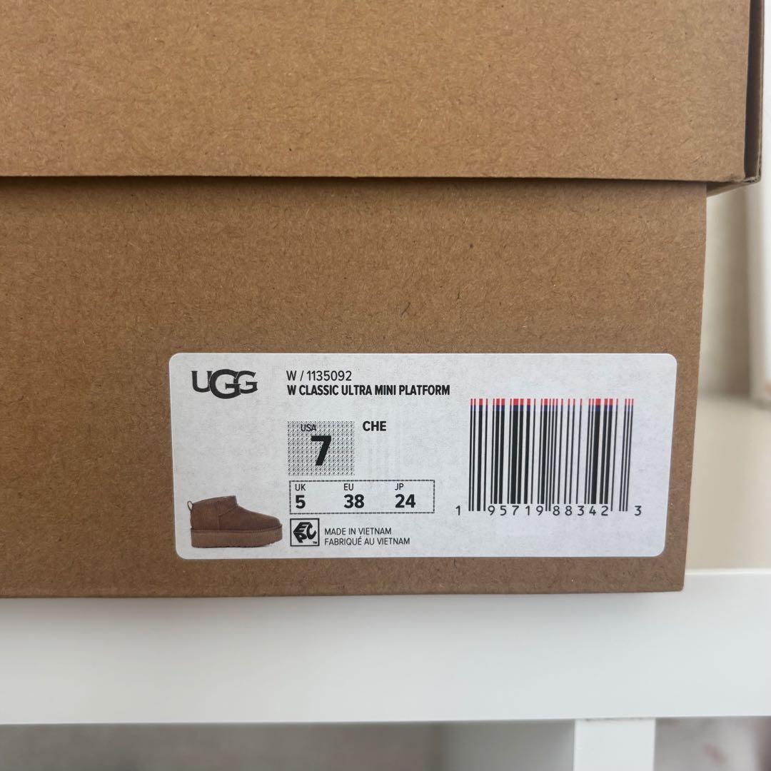 箱付き　UGG アグ　ウルトラミニフォーム　ムートンブーツ　厚底　キャメル