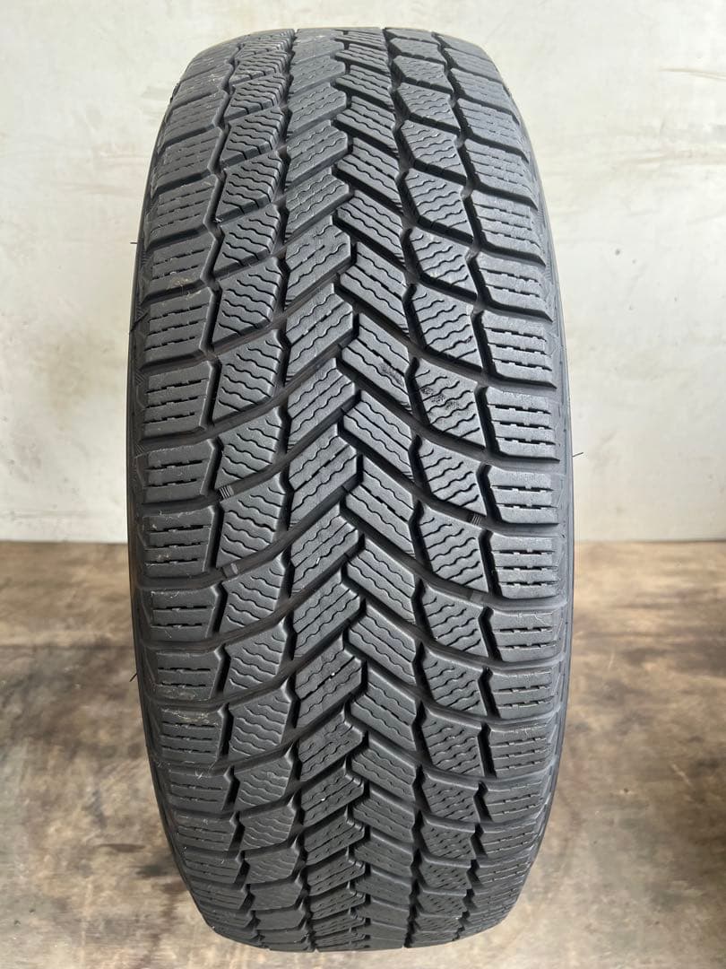 送料込み235/65R17Michelin x-ICE  4本セット