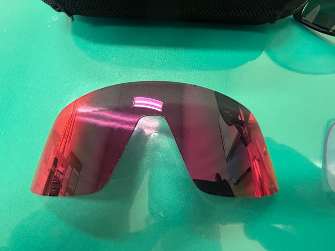 Oakley スートロ　サングラス ケース付き 交換レンズ2種