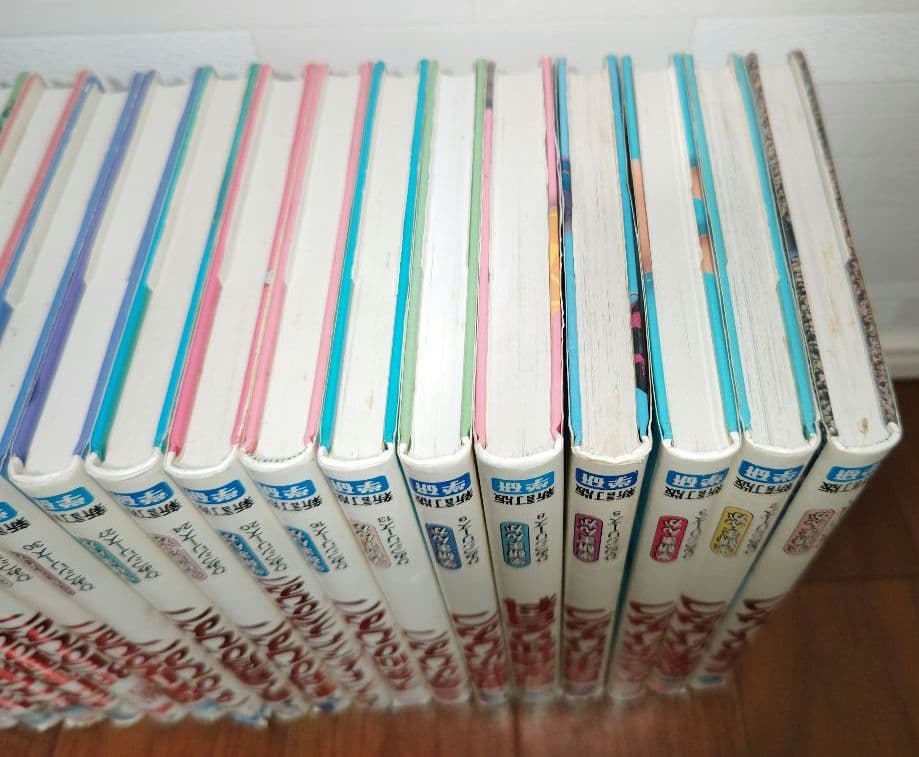 学研まんが　ひみつシリーズ20冊 +伝記シリーズ（ファーブル）1冊　計21冊