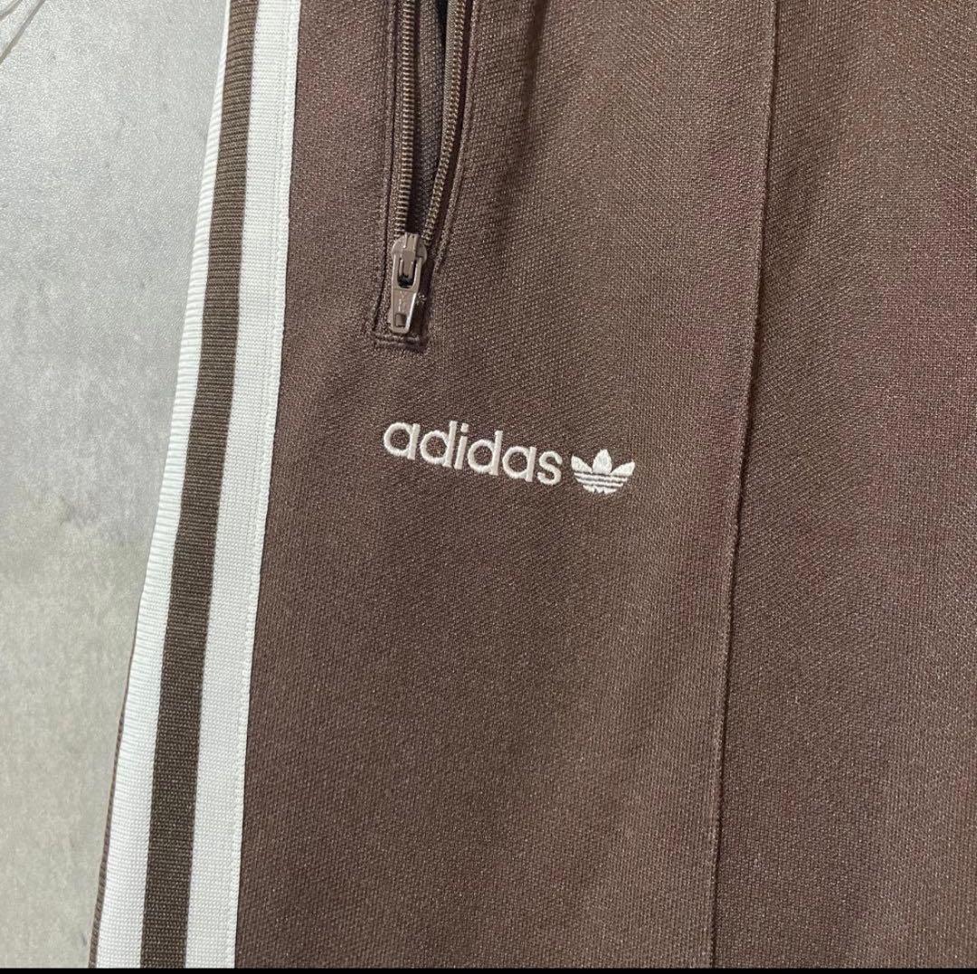 古着adidas トラックパンツ ブラウン　フレア　万国旗タグ90s80s00s