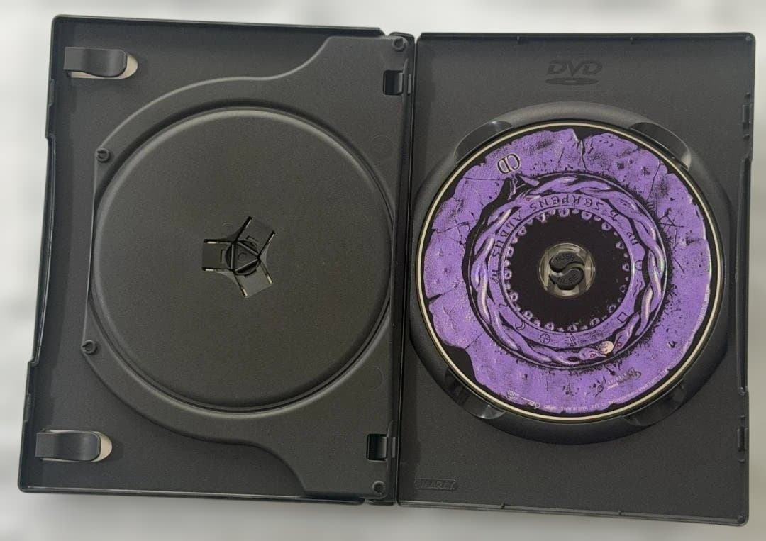 新品同様　ホワイトスネイク スーパーロック '84 DVD + CD　など　3点
