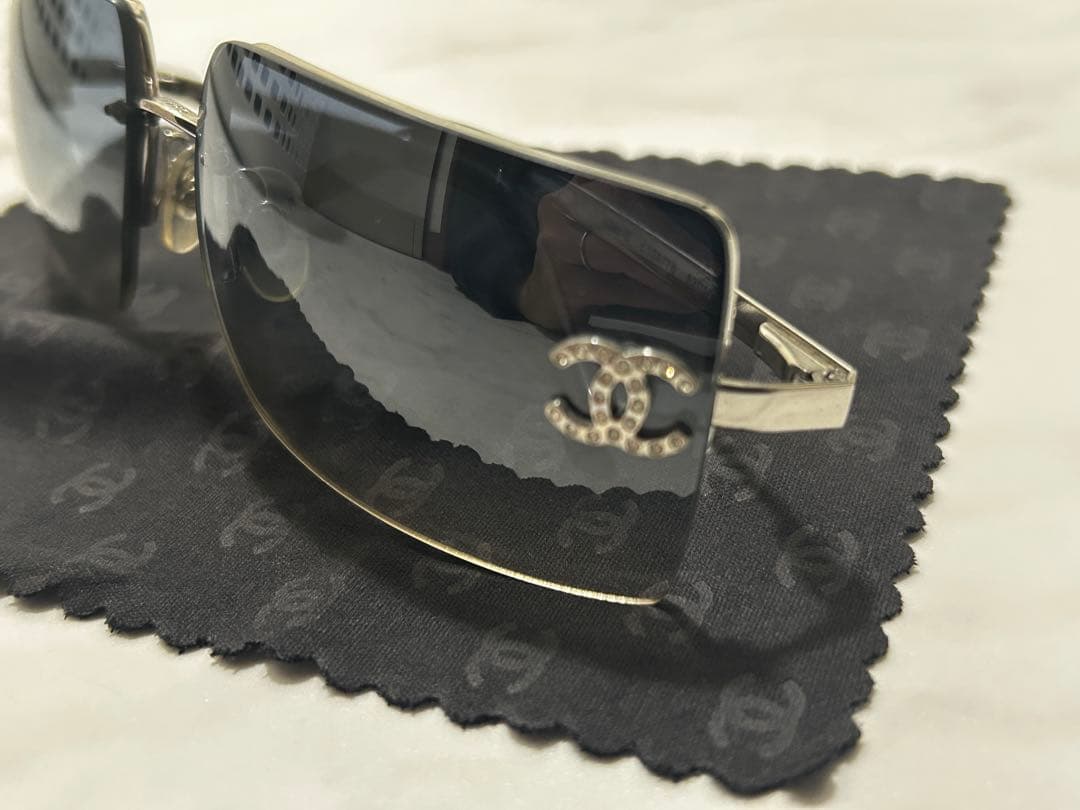 【新品同様】CHANEL シャネル サングラス ココマーク ラインストーン