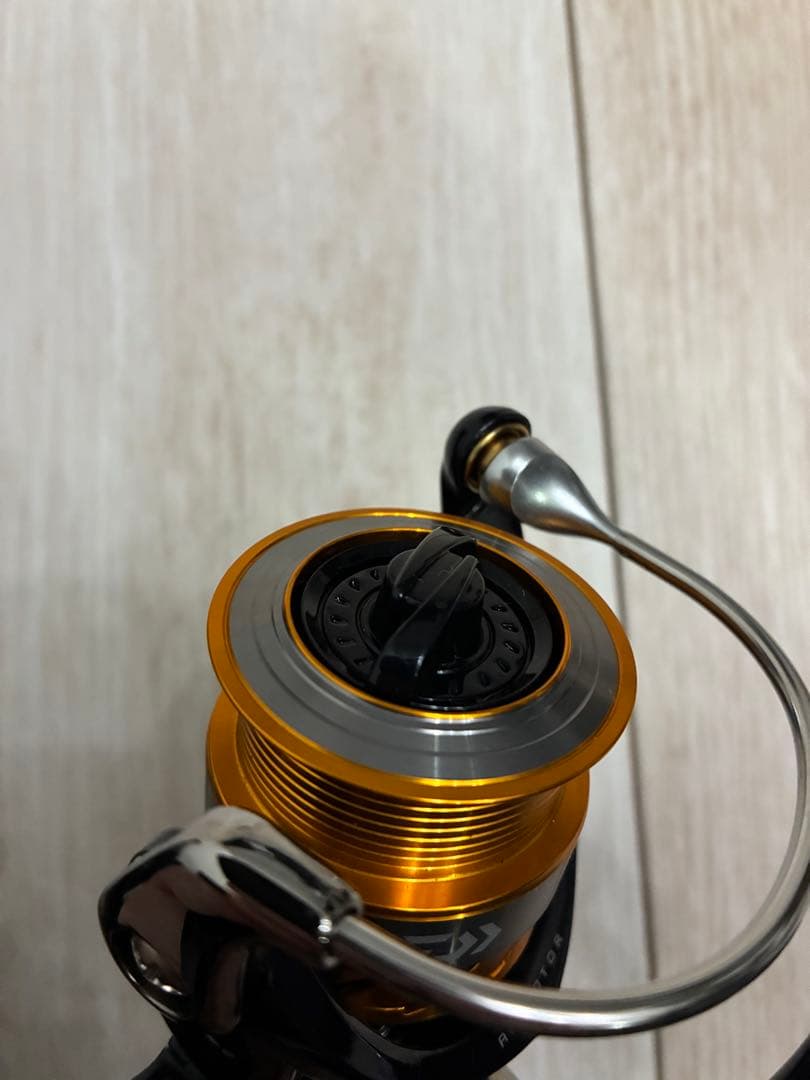 レブロスリール　バーサスボックス　AKI