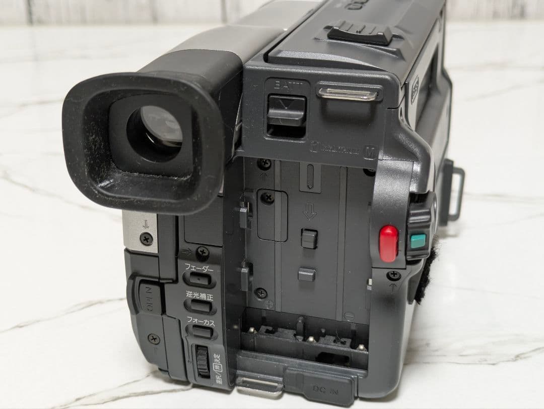 ② SONY　CCD-TRV96　Hi8　8mm対応