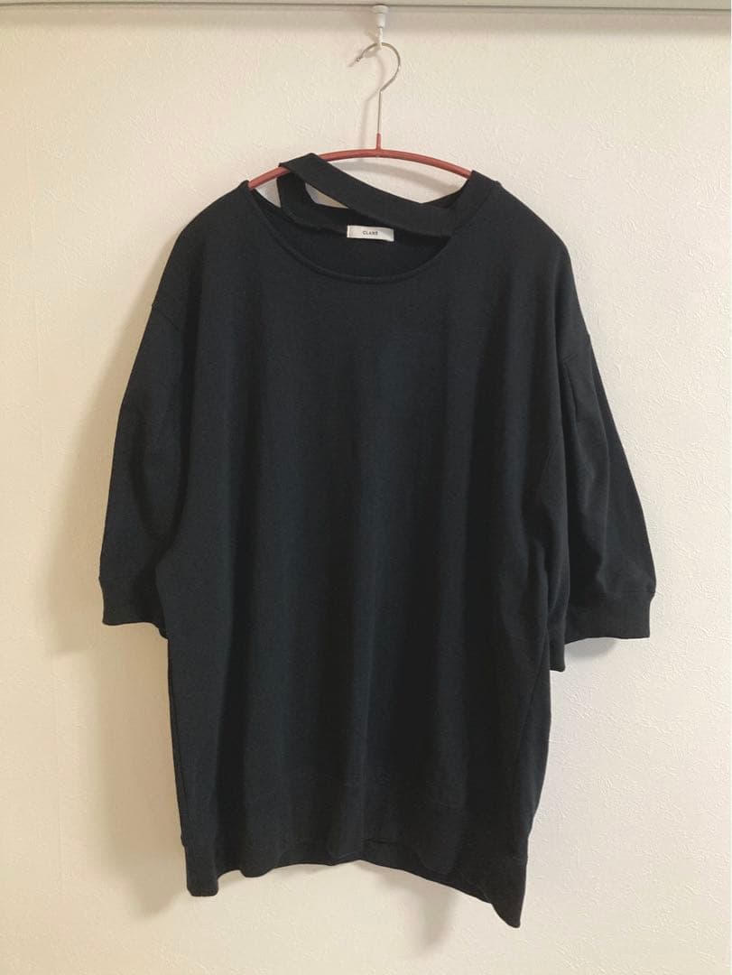 Kuremi　CLANE OPEN NECK OVER TOPS
