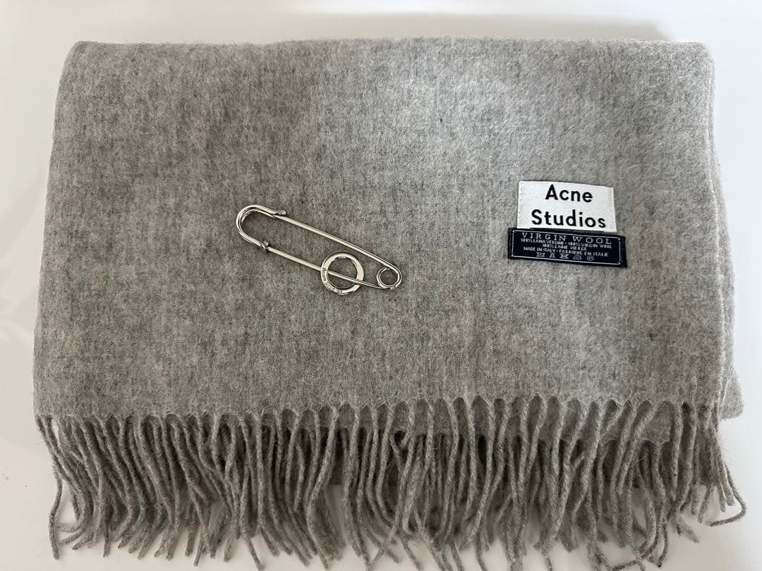 Acne Studios グレー フリンジ マフラー　旧タグ　アクネ