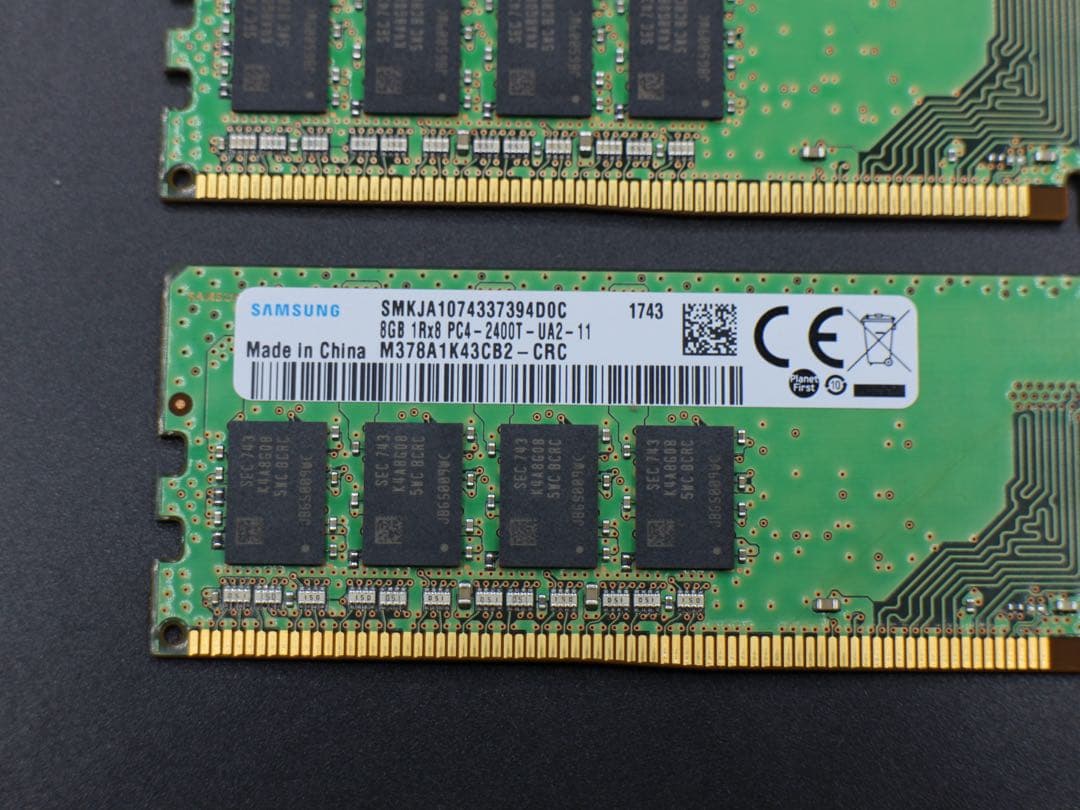 SAMSUNG DDR4 メモリ 16GB（8GB×2枚）PC4-2400T