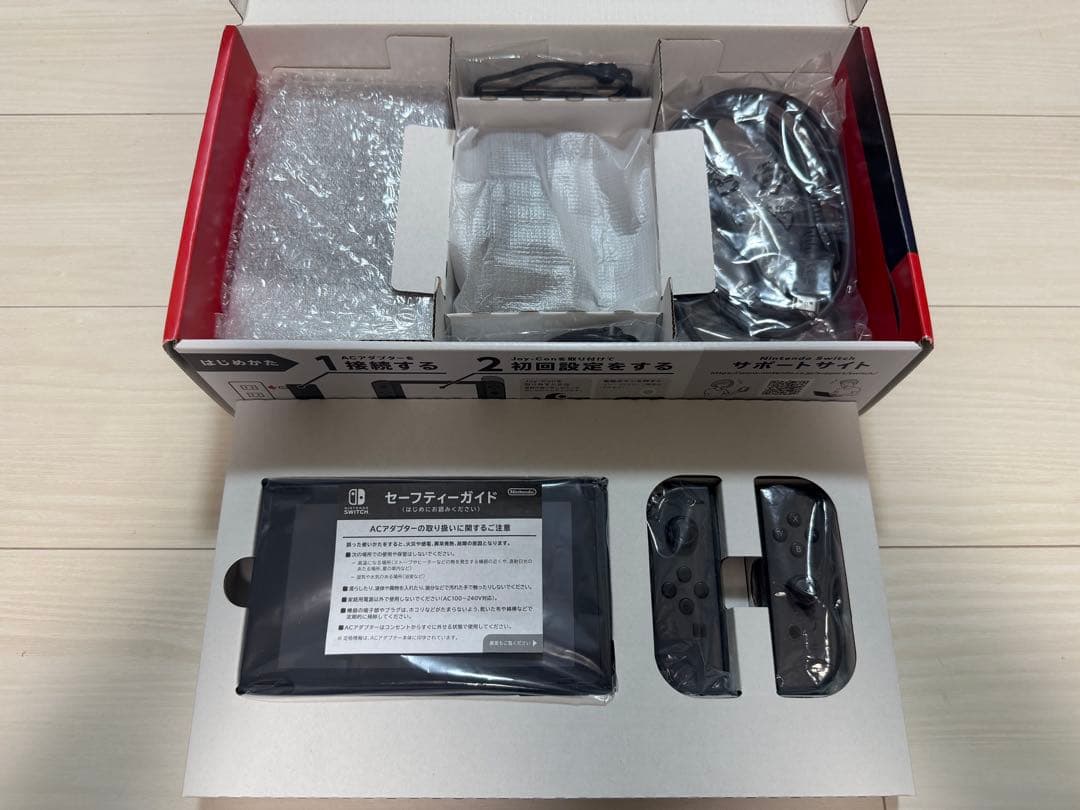 【美品！】Nintendo Switch + 付属品完備