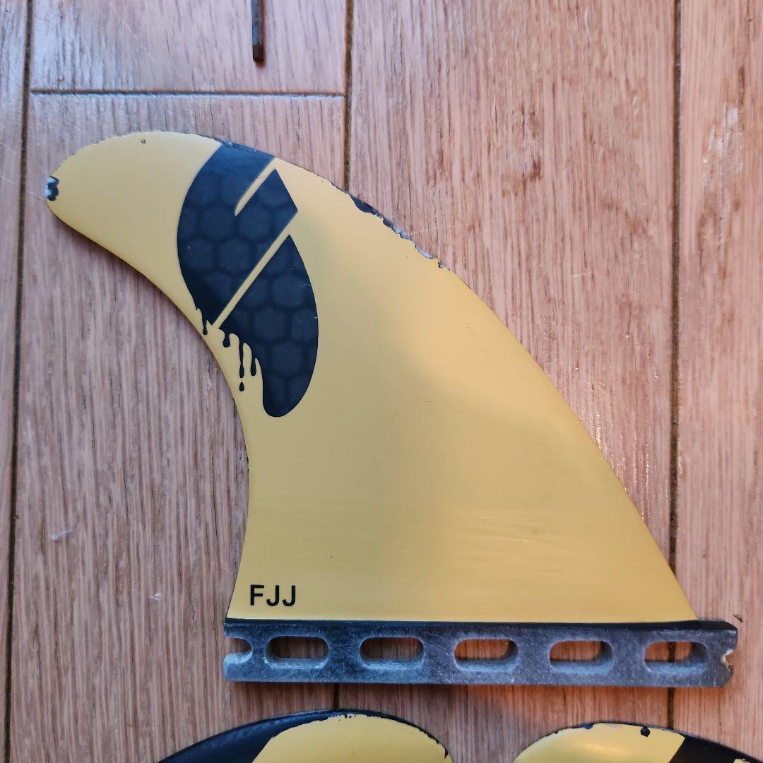 futures/フューチャー FJJ ジョンジョンフローレンスシグネチャー
