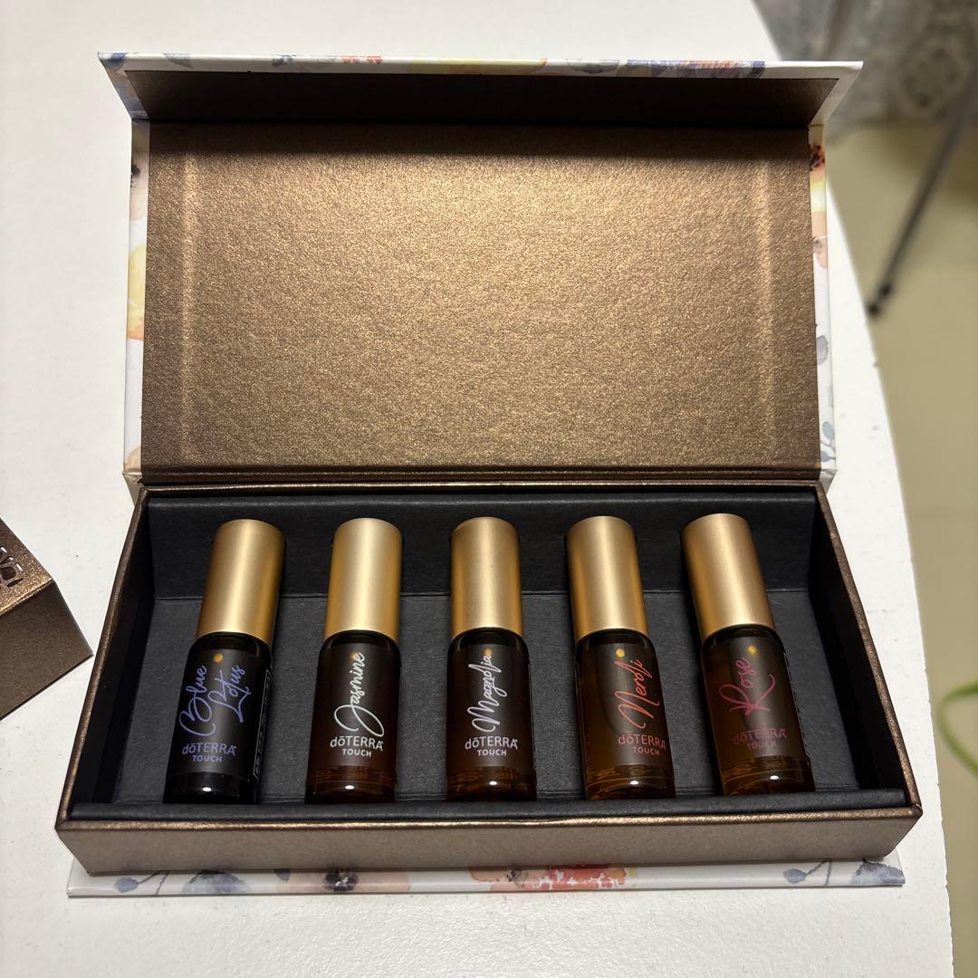 【限定品・未使用・正規品・5本セット】doTERRA プレシャスフラワーズ