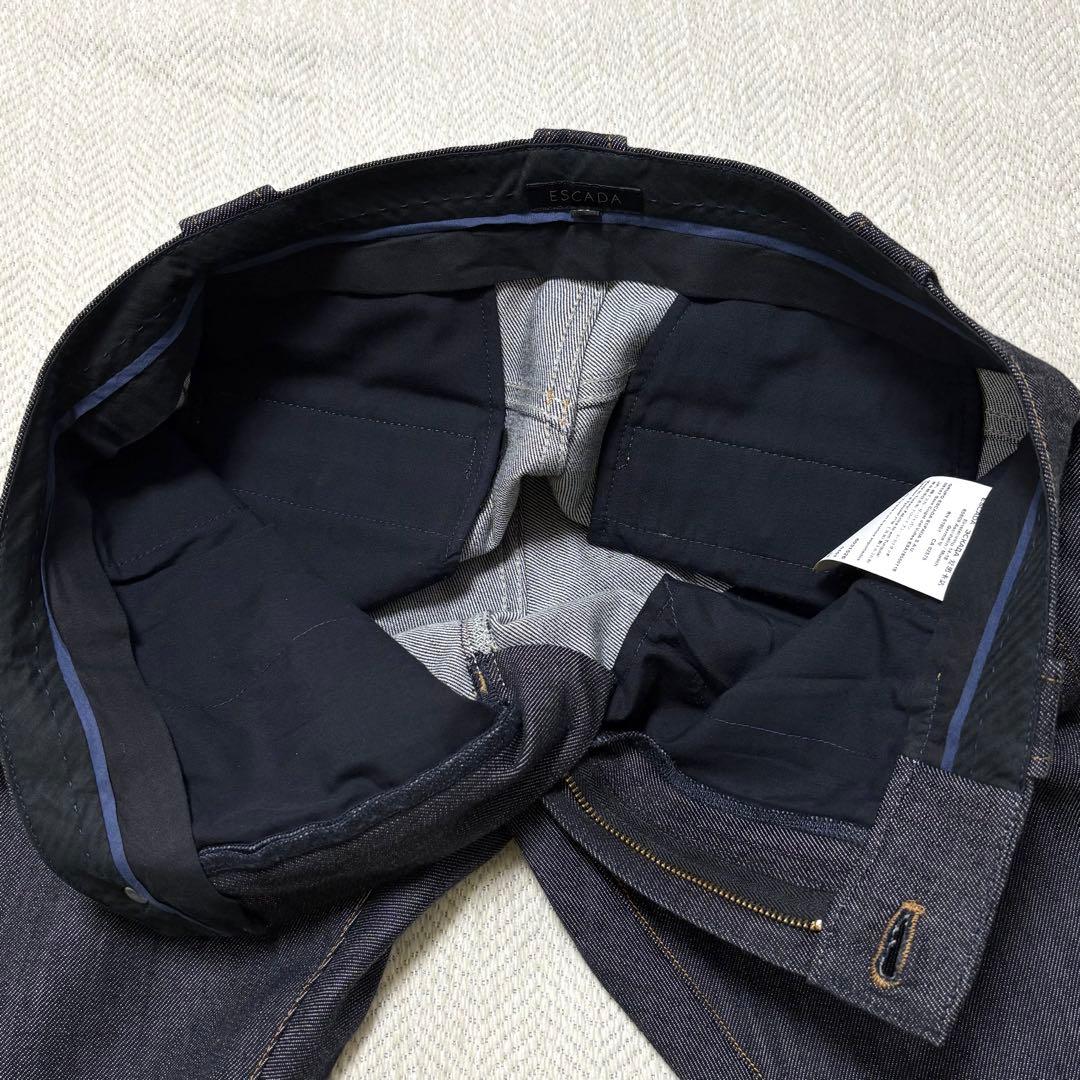 極美品 ESCADA エスカーダ ロゴ 金ボタン ストレッチ デニムパンツ