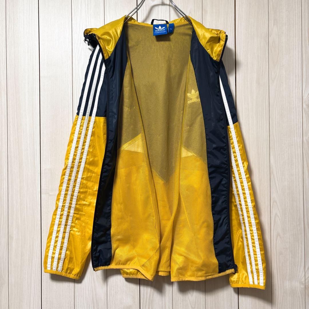 美品 adidas originals ナイロンジャケット パーカー 刺繍