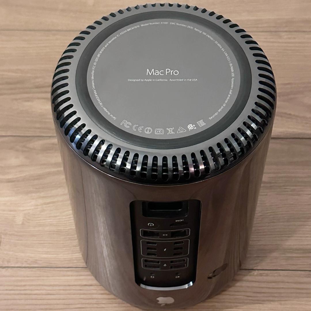 Macデスクトップ MacPro 2013 3.5GHz 6Core 64GB 1TB SSD