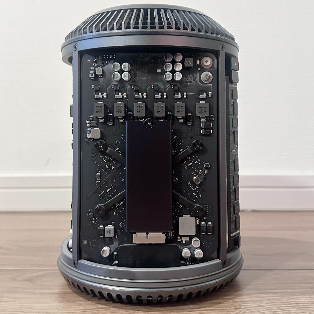 Macデスクトップ MacPro 2013 3.5GHz 6Core 64GB 1TB SSD