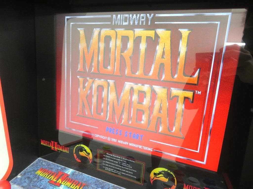モータルコンバット2　アーケードゲーム　ゲーム機　筐体　ゲームセンター