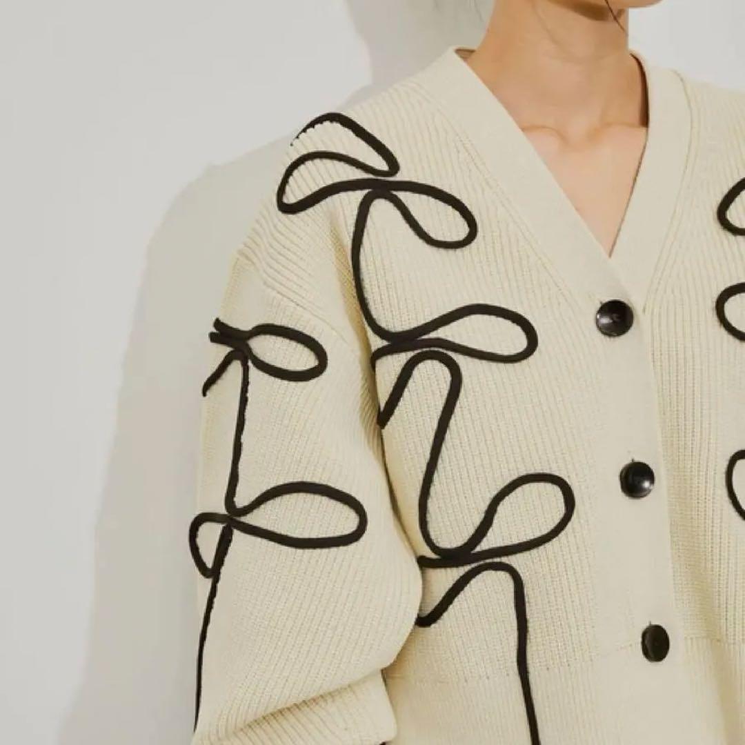 ADAM ET ROPE' FEMME　アダムエロペ　ラインニットカーディガン
