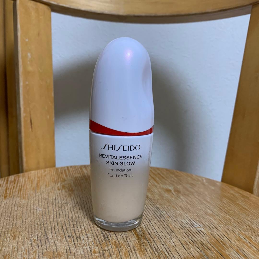 資生堂　SHISEIDO エッセンススキングロウファンデーション160 おまけ付