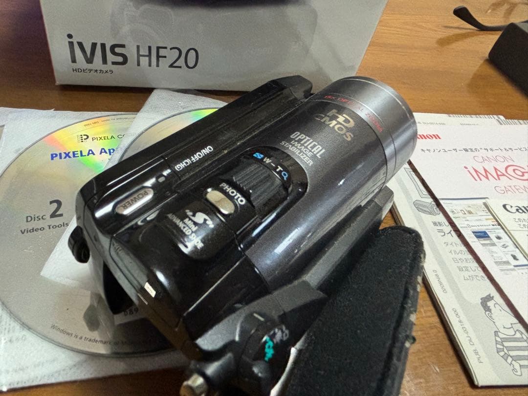 Canon iVIS HF20 ビデオカメラ 本体