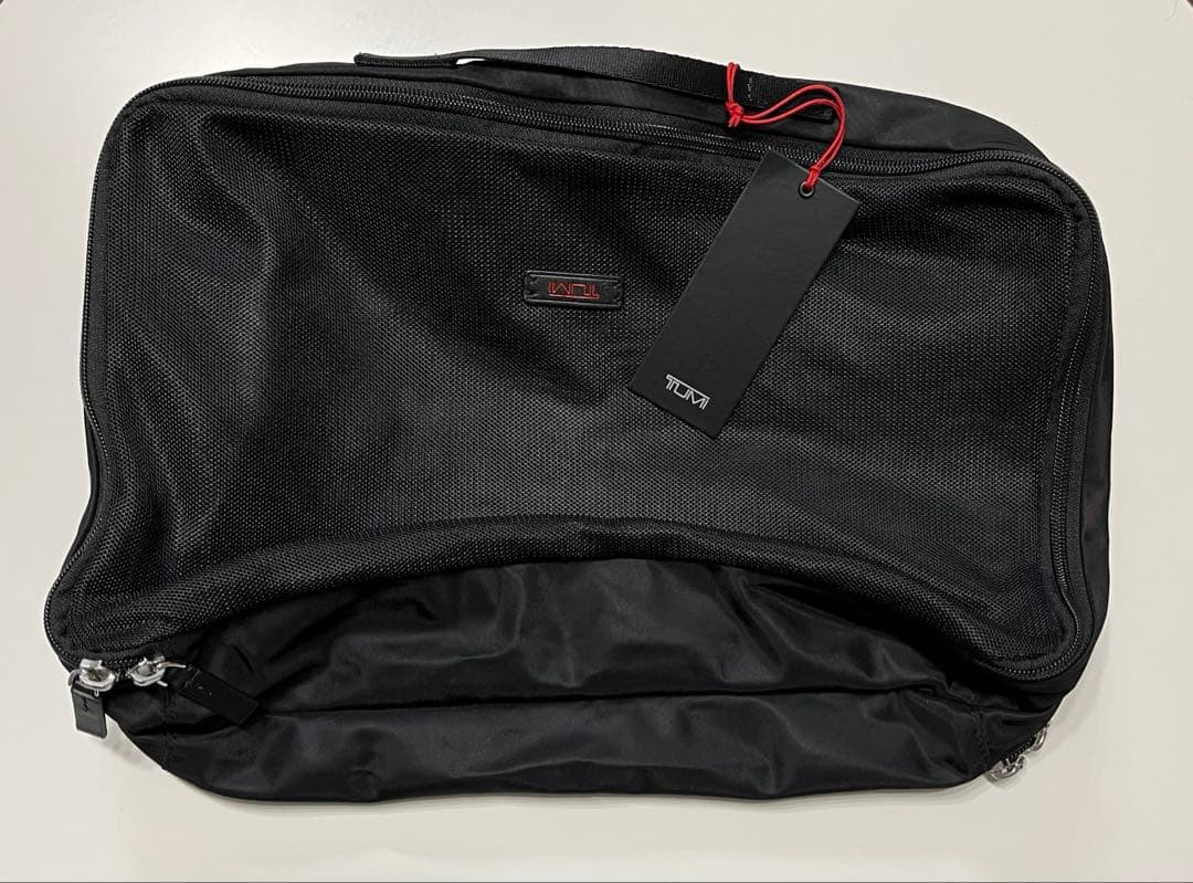 未使用　TUMI トラベルポーチ　出張 旅行