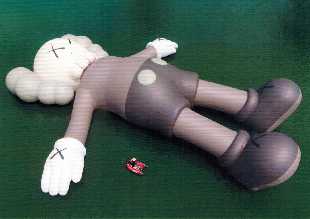 限定マット額装品/KAWS カウズ エキシビジョン限定/HOLIDAY2018