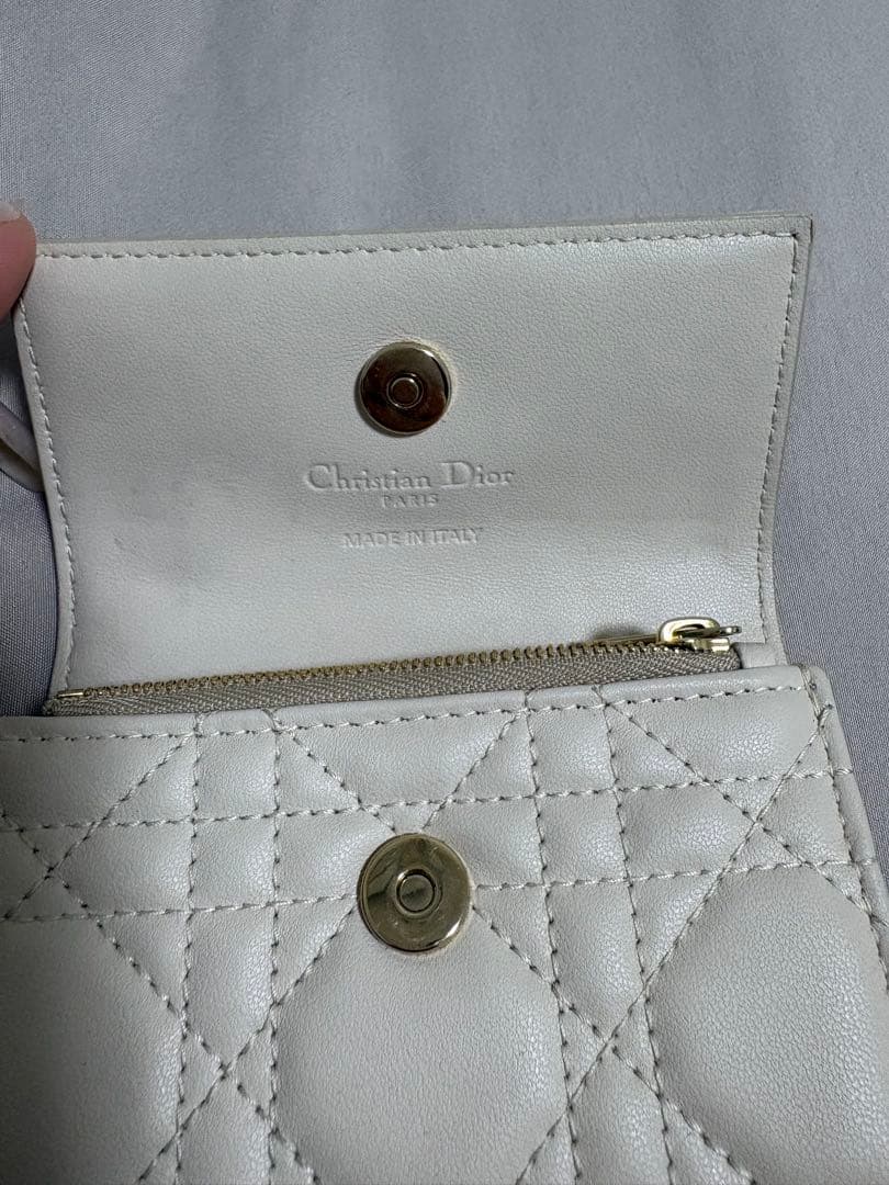 DIOR キルティング 三つ折り財布