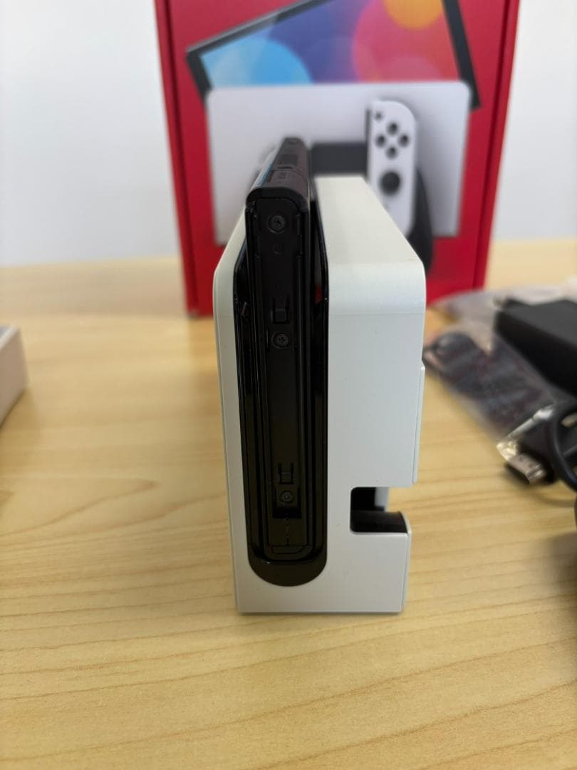 Nintendo Switch 有機ELモデル ホワイト 本体 SDカード付