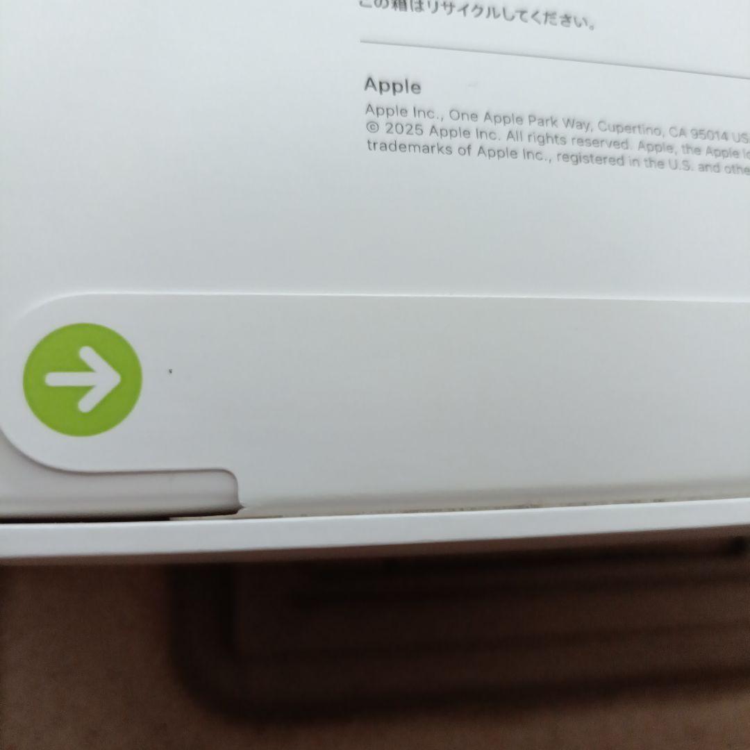 Apple iPad (A16) 128GB シルバー 2025年モデル 未開封