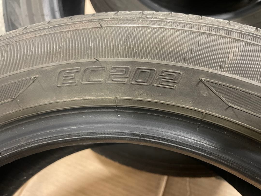 値下げ155/65R14 中古タイヤ　4本